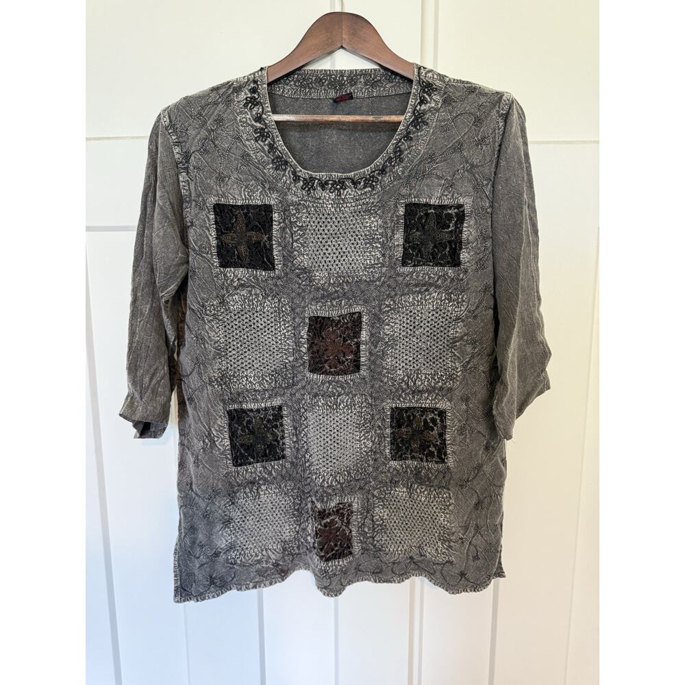 Sacred Thread Women's Boho Geometric Top Free Size 3/4 Sleeve Y2K